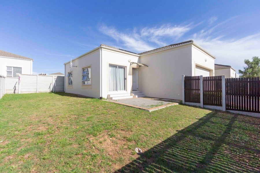 3 Bedroom Property for Sale in Parsonsvlei Eastern Cape